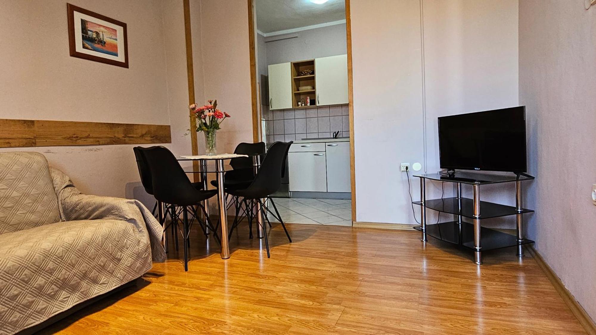 Apartma Ana B *